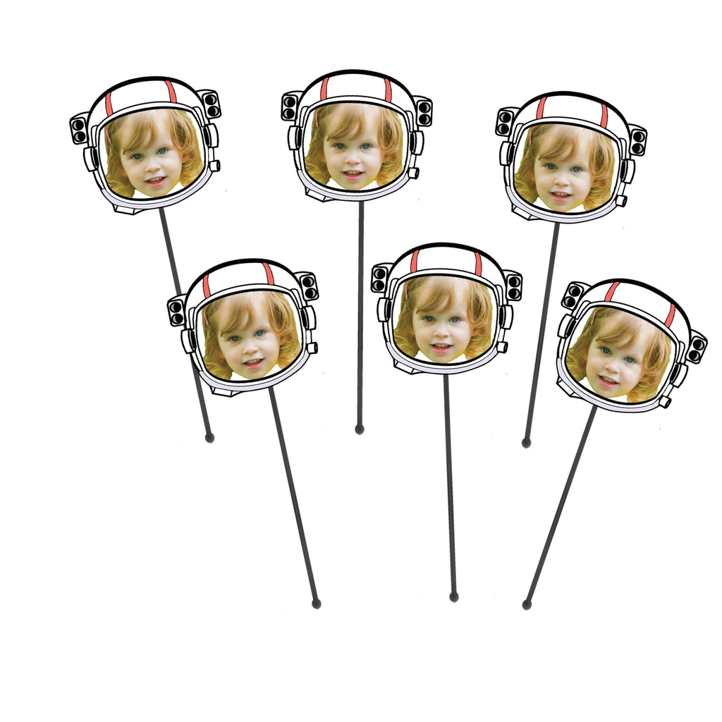 face cupcake toppers with astronaut helmet