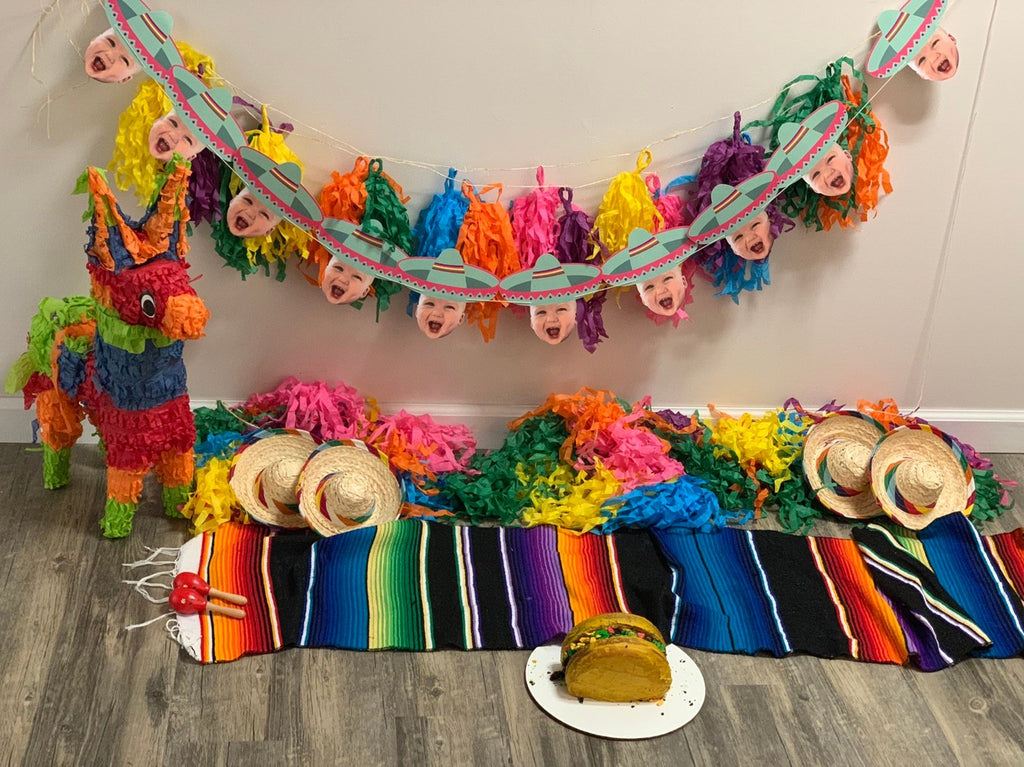 Sombrero banner for fiesta party
